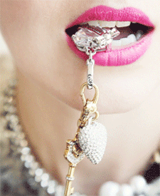 Jewelry underlined by swinging motion and seductive lips